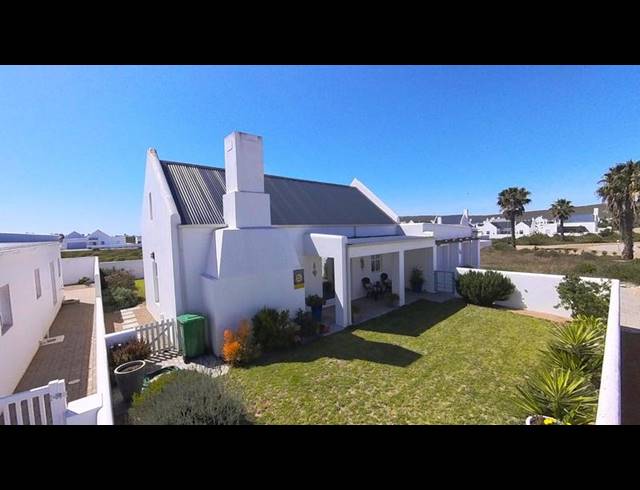 3 BEDROOM HOUSE FOR SALE IN LAMPIESBAAI